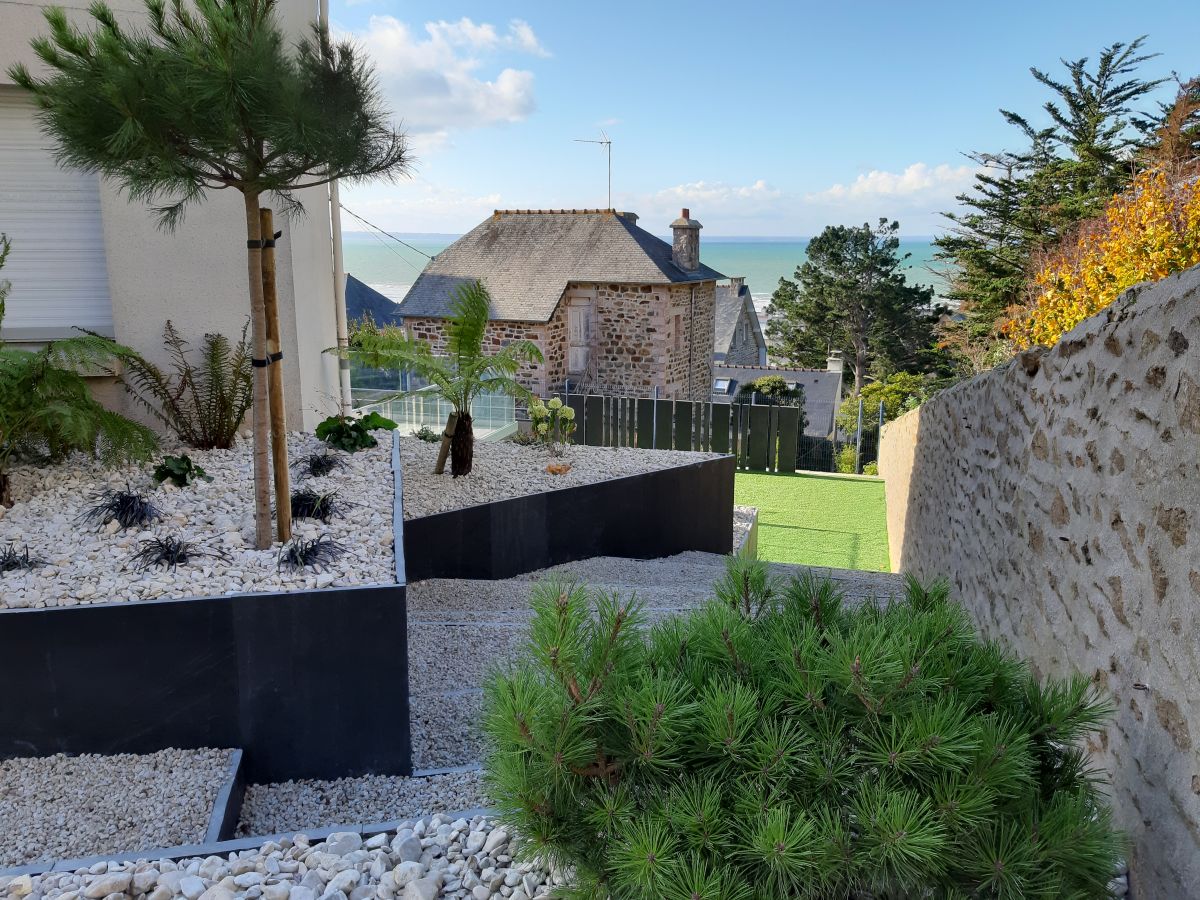 Aménagement paysager, réalisation d'allée et de cours Aménagement paysager, réalisation d'allée et de cours